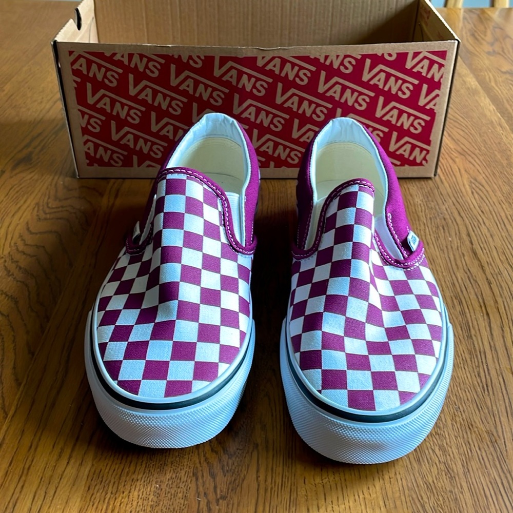 Women’s Classic Slip-On Vans - Deep Purple Checkered